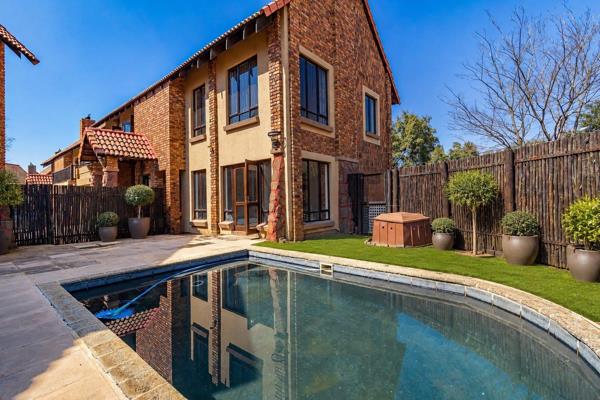 4 Bedroom Townhouse
