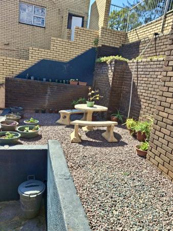 0.5 Bedroom Garden Cottage