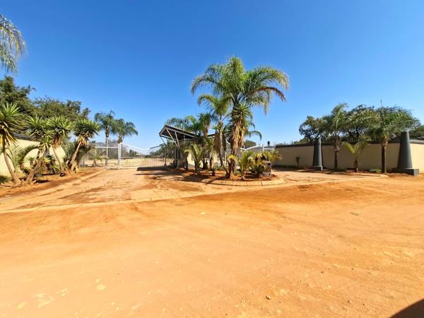 720 m² Land
