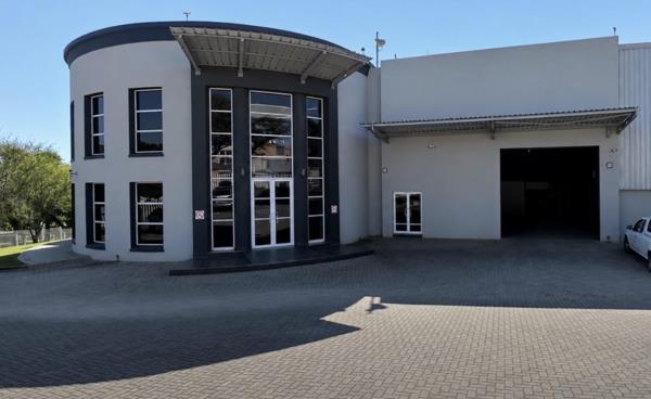 1 200 m² Commercial space