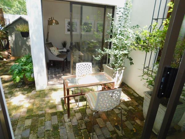 1 Bedroom Garden Cottage