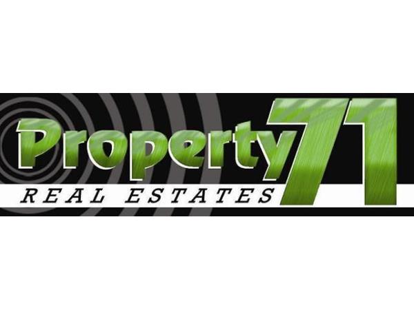1 105 m² Land