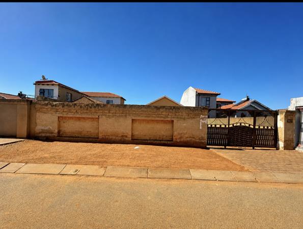2 Bedroom House