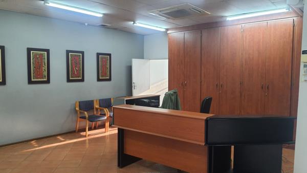 80 m² Office Space