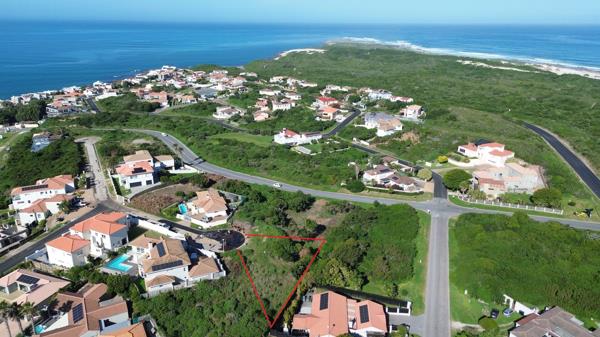 610 m² Land