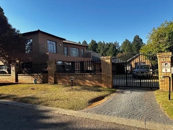 7 Bedroom House