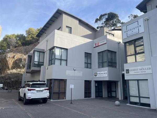 112 m² Office Space