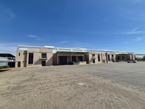 4 989 m² Industrial space