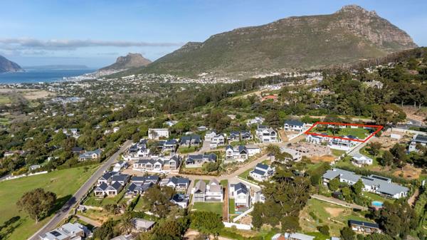 1 382 m² Land