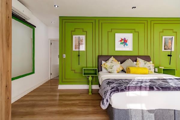 6 Bedroom House