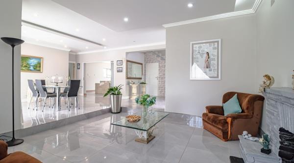 5 Bedroom House