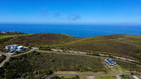 1 473 m² Land