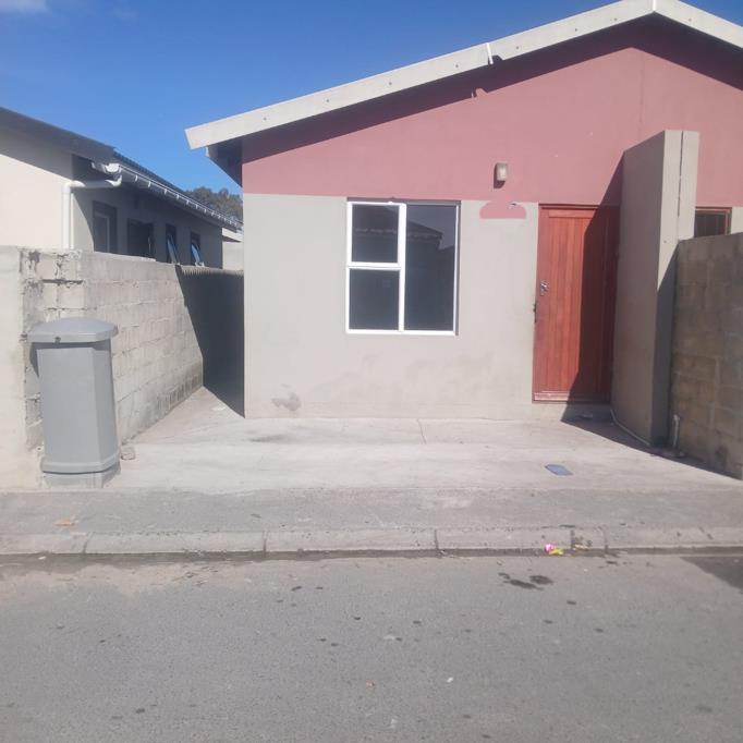 2 Bedroom House