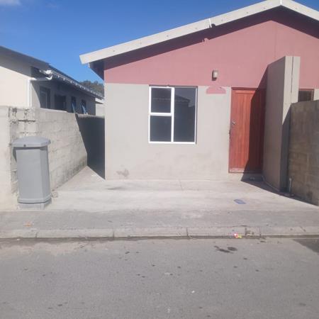 2 Bedroom House