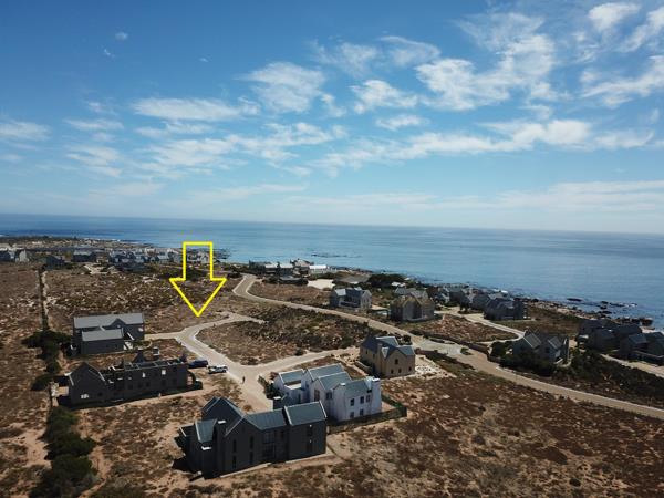 400 m² Land