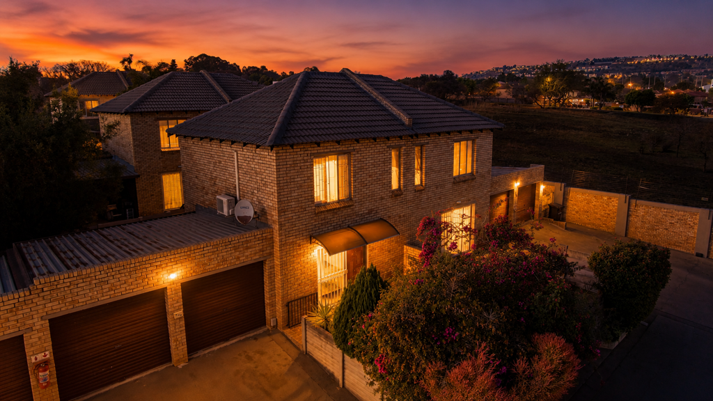 2 Bedroom Townhouse
