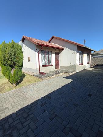 2 Bedroom House