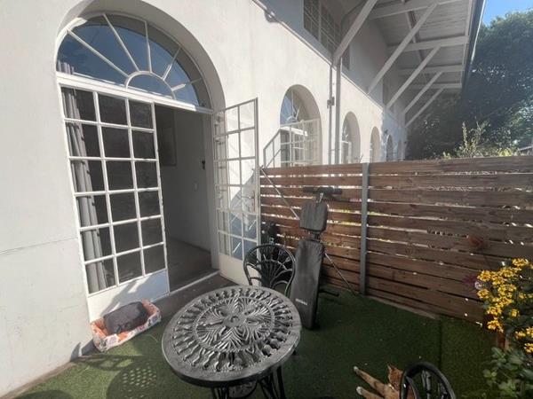 1 Bedroom Townhouse