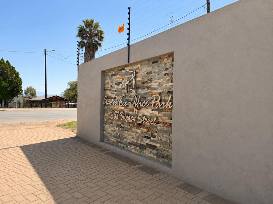 837 m² Commercial space