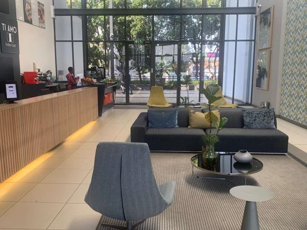 439 m² Office Space