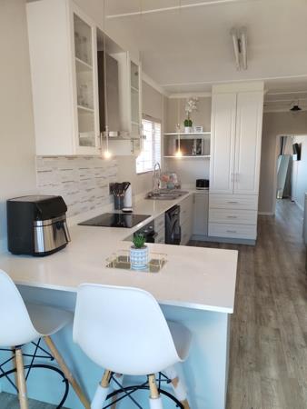 1 Bedroom Garden Cottage