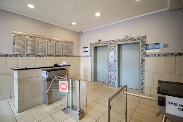 28 m² Commercial space