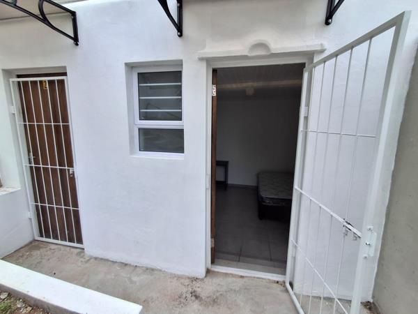 1 Bedroom House