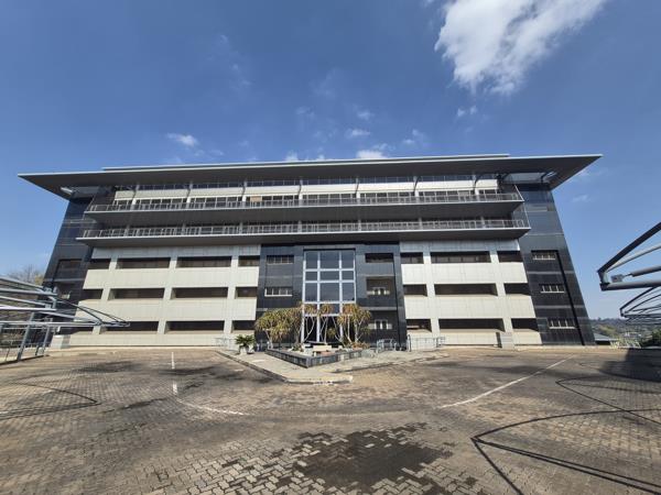 1 789 m² Commercial space