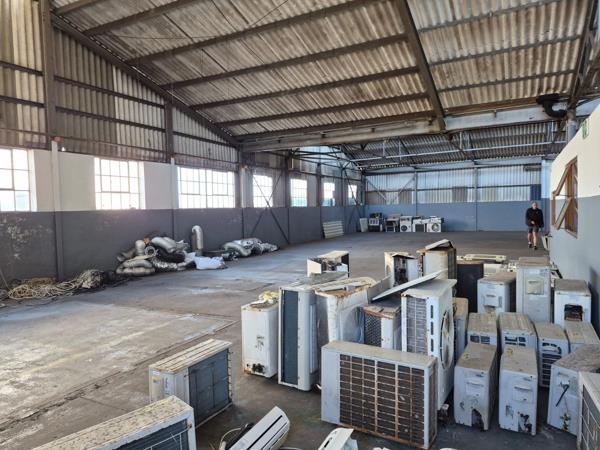 563 m² Industrial space
