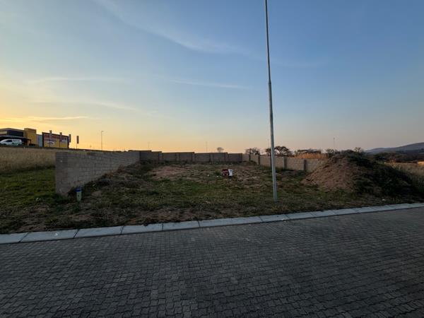 341 m² Land