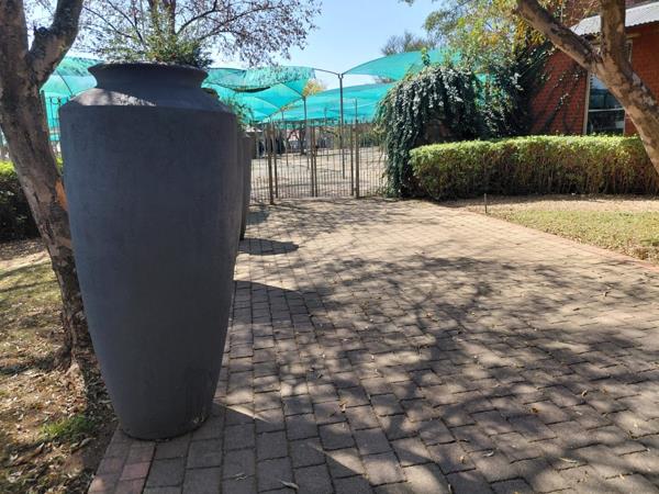 619 m² Commercial space