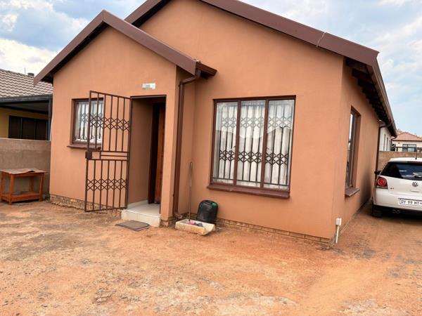 2 Bedroom House