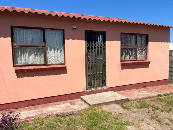 2 Bedroom House