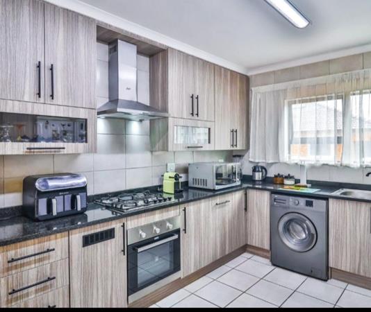 3 Bedroom Townhouse