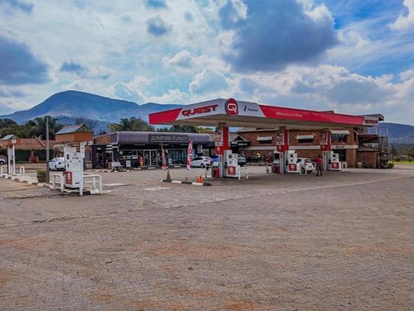 590 m² Commercial space