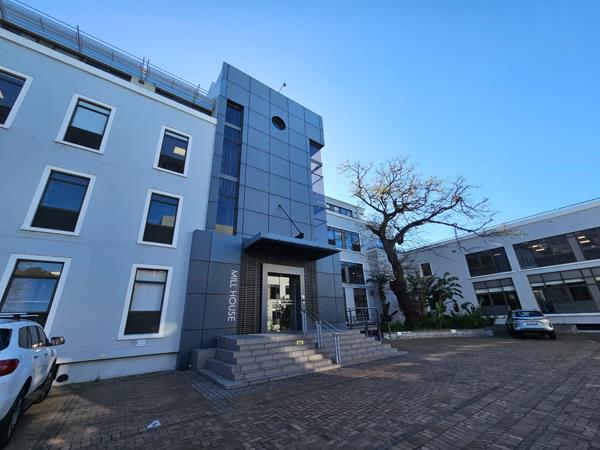 311 m² Commercial space