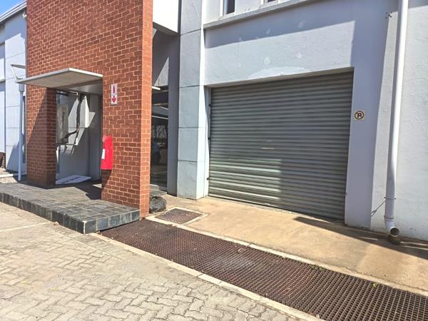 472 m² Industrial space