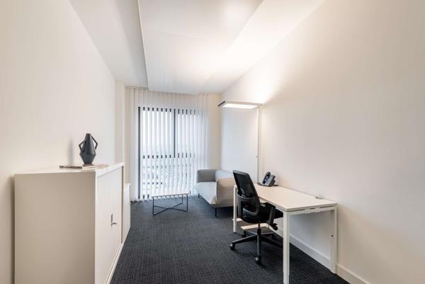 8 m² Office Space