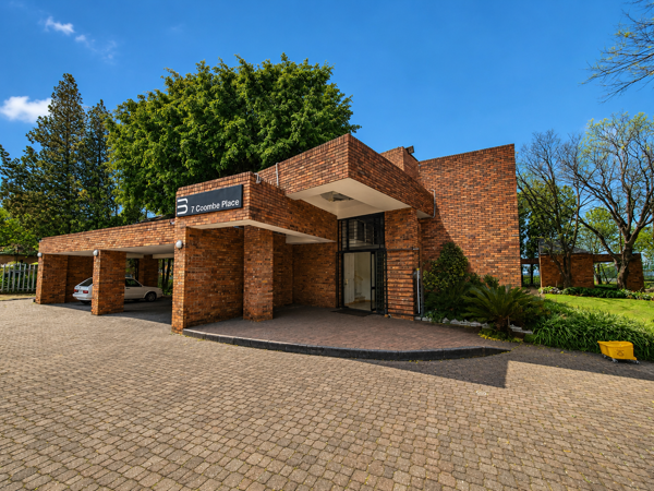 722 m² Commercial space