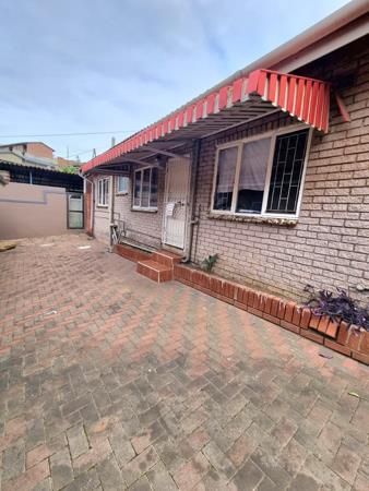 1 Bedroom Garden Cottage