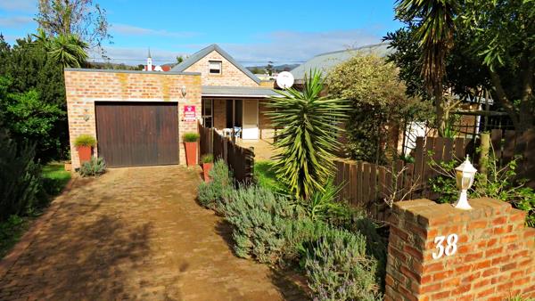 2 Bedroom House
