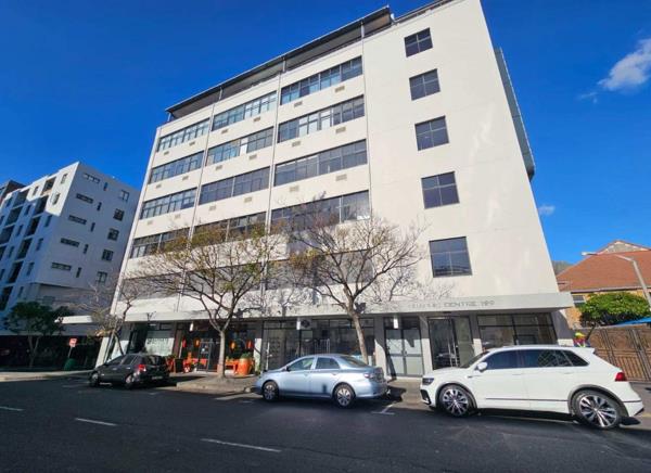 347 m² Office Space