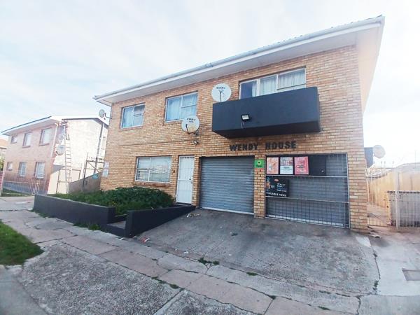 38 m² Commercial space