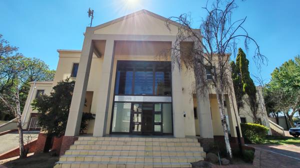380 m² Office Space
