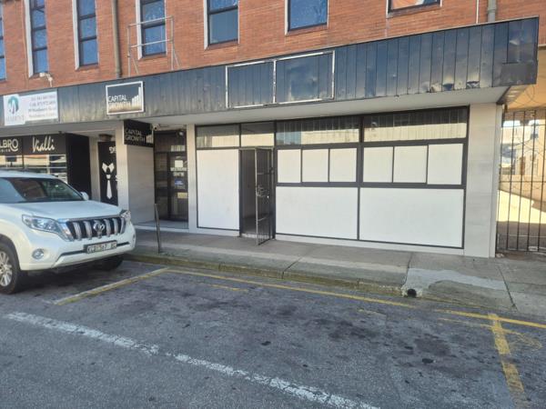 200 m² Retail Space