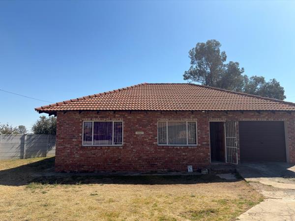 2 Bedroom House