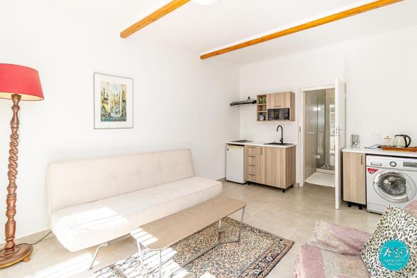 1 Bedroom Garden Cottage
