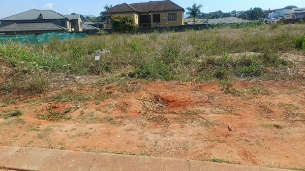 1 335 m² Land