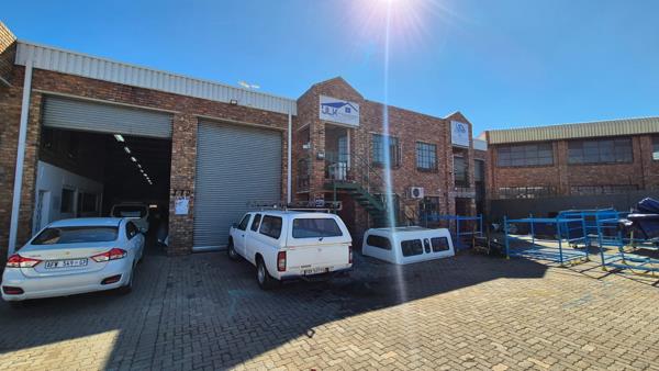 330 m² Industrial space
