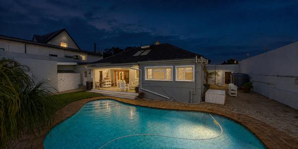 5 Bedroom House